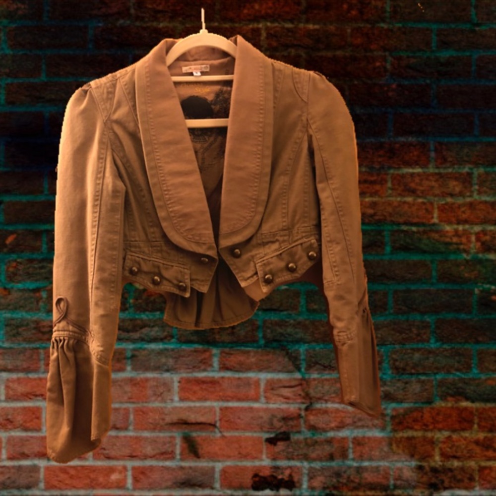 Cropped jacket